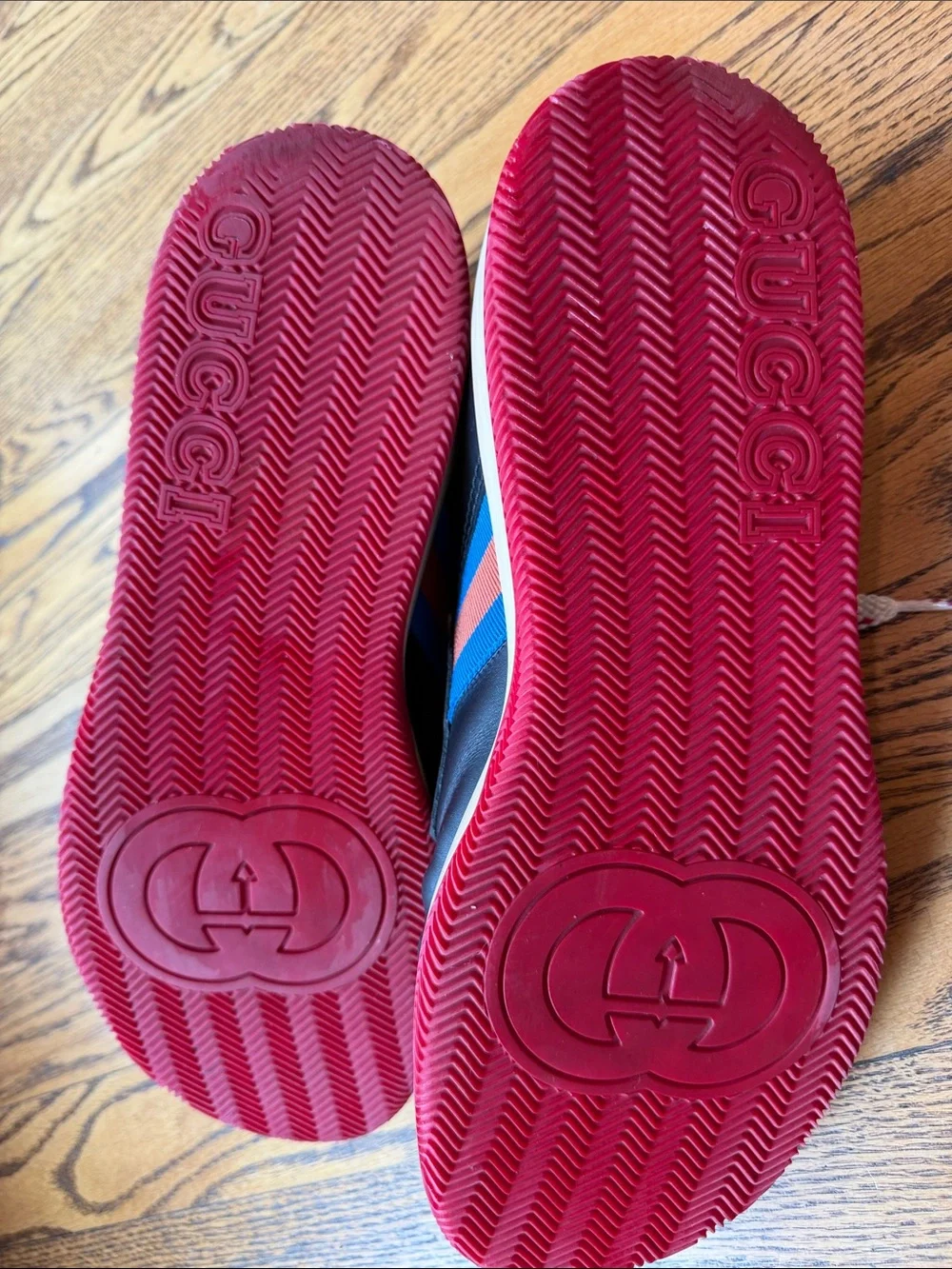 Gucci Men’s Black and Charcoal Leather Boat Shoes with Blue & Red Stripe